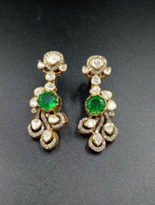 Classic 18K <b>Solid</b> <b>Gold</b> Drop Earrings With Emerald Cut Green Stone And Pear Cut Diamonds Flower Design For Women Wedding Jewelry - Product Image 4