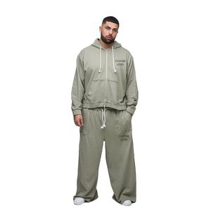 Vente en gros OEM personnalisé nouveau design français en éponge sweat à capuche zippé charpentier survêtement personnalisé avec strass détail sweat à capuche et pantalon de survêtement - Product Image 1