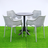 Chaise de jardin en plastique moulé en forme de bateau, blanche, haut de gamme, moderne, écologique, imperméable, empilable et confortable pour les consommateurs avisés
