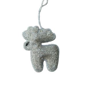 Diseño de cuentas intrincado, alambre de plata hecho a mano, adorno de reno, astas delicadas, cordón colgante, decoración de árbol de Navidad, hogar rústico - Product Image 1