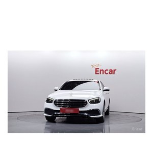 Mercedes-Benz Clase E E250 Exclusive, Modelo Marzo 2023, con 56,262 km, Caja de Cambios Automática, Asientos de Cuero, Cámara Trasera - Product Image 3