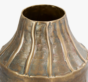Vase décoratif haut en métal martelé de style industriel moderne, bronze luxueux, pour décoration de mariage, hôtel ou centre de table de salon. - Product Image 4