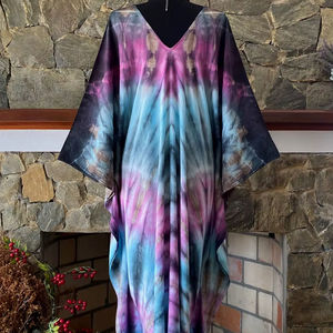 Vestido caftán de rayón Shibori Tie Dye, vestido maxi bohemio, ropa cómoda para estar en el resort, corte holgado, atuendo de verano para mujer - Product Image 1
