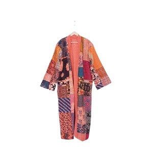 Kimono Panjang Motif Perca Kimono Buatan Tangan Kimono Berlapis Pakaian Musim Dingin Wanita Mantel Bungkus Jubah Mandi Katun India Jaket Kimono - Product Image 2