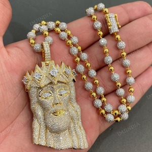 Pendentif Jésus 3D Iced Out personnalisé pour homme, en argent sterling 925 plaqué or 18 carats, avec moissanite, style hip-hop - Product Image 2
