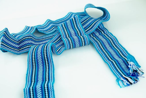 เข็มขัดลูกไม้ทอมือสไตล์ยูเครน ปรับความกว้างได้ สีแดง ลายชาติพันธุ์ สายคาดเอวสีสันสดใส สไตล์คอสแซค ของขวัญสไตล์สลาฟ - Product Image 5