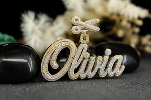 Collar con Colgante de Nombre Personalizado Olivia, Chapado en Oro, con Cristales de Imitación, Letra con Pedrería, Joyería de Lujo Estilo Hip Hop, Unisex - Product Image 2