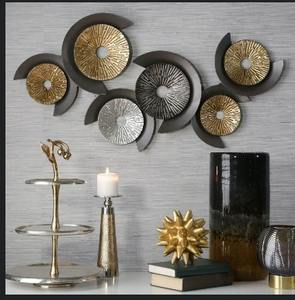 Décorations murales en métal à prix de gros, sculpture murale de luxe en fer, décoration murale simple et créative pour salon et fond de canapé - Product Image 1