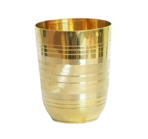 Verre à boire en laiton, vaisselle artisanale, meilleur design, finition dorée, verre à vin en laiton pour hôtel et restaurant - Product Image 1