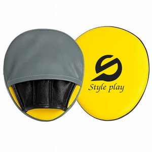 Guantes de Entrenamiento Profesionales de MMA en Cuero Genuino y PU - Alta Calidad, Duraderos, Personalizables y Ecológicos - Product Image 1
