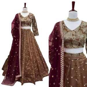 Tela para Lehenga Choli Jimi Choo con diseño de hilo y lentejuelas hasta la talla 44, interior reversible, informal, para bodas, para todas las estaciones. - Product Image 1