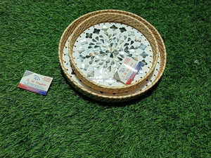 Juego de bandejas para servir caña de ratán ecológicas con nácar Bandejas al por mayor para postres, dulces y cestas de regalo para festivales - Product Image 1