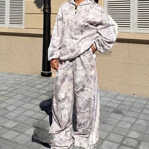 Ensemble de survêtement en molleton à capuche imprimé délavé pour femme, personnalisable, idéal pour l'hiver - Product Image 5