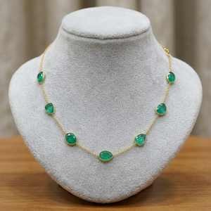 Pulsera hecha a mano de piedras preciosas de Esmeralda natural de calidad más vendida en pulsera de oro amarillo de 18K, joyería para venta al por mayor - Product Image 1