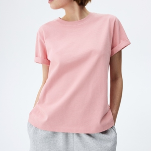 เสื้อยืดคอวีทรงเข้ารูปพรีเมียมสำหรับฤดูร้อน ผ้าฝ้าย 100% รับสกรีนโลโก้ตามสั่ง - Product Image 3