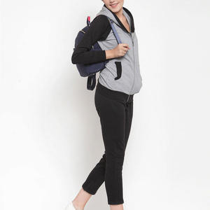 Ensemble de survêtement gris et noir à capuche pour femme, sweat-shirt à fermeture éclair à manches longues et pantalon de jogging assorti, couleur unie décontractée pour l'automne - Product Image 4