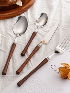 Juego de cubiertos modernos de acero inoxidable con mango de madera para el hogar, restaurantes, cafeterías y servicio de buffet. - Product Image 4