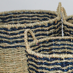 Cestas Redondas Tejidas a Mano con Rayas Náuticas y Asas de Artex Dong Thap, Modelo BH2570A, para Organización del Hogar y Uso Decorativo, Vietnam - Product Image 2
