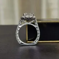 Belle bague de mariage pour femme en moissanite ovale Halo, plaqué or blanc 14 carats, argent sterling