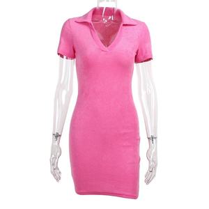 Tenue moulante élégante à col en V pour le bureau et les activités de plein air, disponible en grandes tailles, logo personnalisé, manches courtes pour femmes - Product Image 1