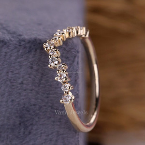 แหวนแต่งงานเพชรเพาะเลี้ยงทรงโค้งสำหรับผู้หญิง แหวนเรียบหรูแบบซ้อนได้ แหวนคู่รักสำหรับวันครบรอบ ทองคำแท้ 14K พร้อมใบรับรอง IGI - Product Image 5