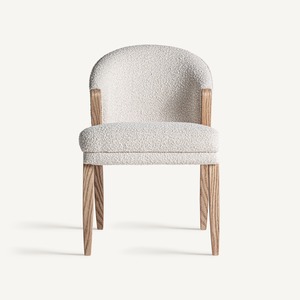Silla de Comedor Nórdica Tapizada con Tela Texturizada y Estructura de Madera Sólida para Interiores Contemporáneos - Product Image 2