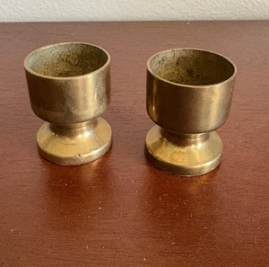 Support à œufs en laiton de qualité supérieure, design artisanal exceptionnel, pour table à manger, objet décoratif, fournisseur en gros, bon prix - Product Image 3