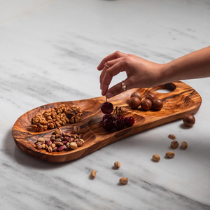 Plateau de service ovale en bois pour fruits secs, avec poignée, design rustique, pour noix et fruits - Product Image 1