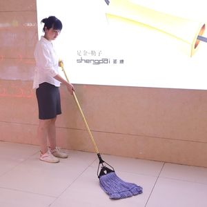 Mop in Cotone con Estremità ad Anello da 58 Pollici per Uso Industriale e Commerciale, con Manico Lungo, Confezione da 2 per Pulizia Pavimenti - Product Image 4