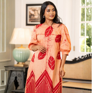 Elegant Casual <b>Batik</b> Print Super Lawn Regular Fit A-Line Maxi <b>Dress</b> with Bishop Sleeves - Product Image 4