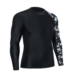 Maillot de bain Rashguard OEM ODM pour homme avec logo imprimé par sublimation, en Spandex, pour la gym, le surf et la plongée, avec protection UV 2026 - Product Image 2