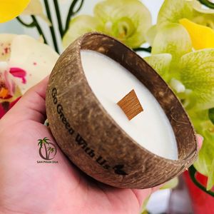 OEM Supplier Natural Coconut Candle 100g Lemongrass <b>Essential</b> Oil Insect Repellent Zero Waste Eco Friendly Candle Wholesale - Product Image 3