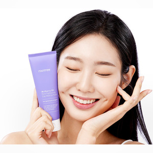 Mascarilla Facial de Arcilla de 5 Capas para Reducir Poros Rootree Odi Berry de Body Factory, Limpiador Facial de 120 ml - Product Image 1