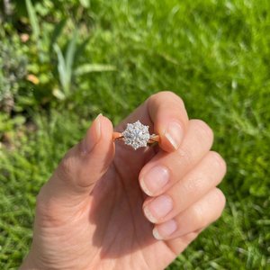 Elegante Anillo de Plata con Moissanita, Corte Brillante Redondo, Joyería Fina Brillante, Regalo de Moda para Mujer - Product Image 2