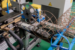 ลวดเชื่อมเหล็กอ่อน ER70S-6 ขนาดเส้นผ่านศูนย์กลาง 0.6-1.6 มม. ฟลักซ์ 0% น้ำหนัก 15-20 กก. ยี่ห้อ KIMTIN จุดหลอมเหลว >1000 องศาเซลเซียส รับผลิตตามสั่ง รองรับ OEM - Product Image 5