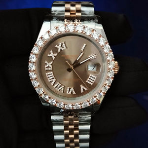 Montre de luxe personnalisée en acier inoxydable bicolore or rose, avec cadran serti de diamants et mouvement mécanique - Product Image 1