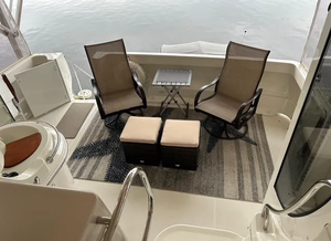 2004 C-a-r-v-e-r 466 M-o-t-o-r Y-a-c-h-t - Product Image 6