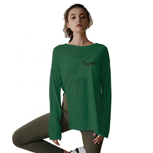 Camiseta de Yoga Holgada de Manga Larga para Mujer, Color Verde Sólido, Cuello Transpirable, Logotipo Bordado en la Parte Delantera, Ajuste de Spandex y Poliéster - Product Image 2