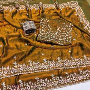 Sari Amarillo de Diseñador en Seda Chinon Suave y Pesada para Bodas, Fiestas, Ropa Étnica para Mujer con Blusa Elegante Exclusiva - Product Image 6