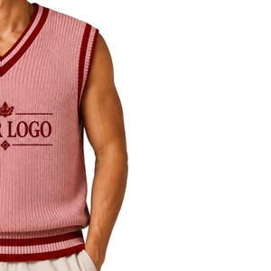 Gilet pull sans manches en maille pour homme, rose clair et bordeaux à rayures contrastées, col en V, léger, décontracté, personnalisable avec logo OEM - Product Image 4