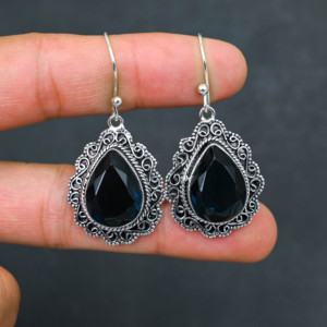 Boucles d'oreilles personnalisées en topaze bleue de Londres créée en laboratoire, en argent sterling 925, 1,9 pouce, bijoux en pierres précieuses faits à la main, boucles d'oreilles fines antiques, cadeau - Product Image 4
