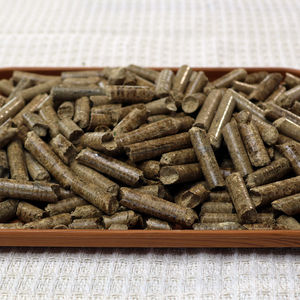 Granulés de bois de pin pour foresterie durable, haute performance thermique, faible teneur en poussière, combustible à combustion propre pour usage résidentiel et commercial - Product Image 6