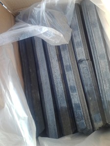 Briquetas de Carbón de Aserrín Negro de Alta Densidad, Larga Duración, Bajo Contenido de Ceniza, para Uso Comercial en Barbacoas, Proveedor de Carbón a Granel - Product Image 3