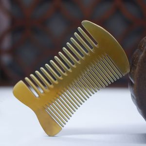 Peigne en corne de buffle poli, demi-pièce, artisanat naturel, durable, décoration d'intérieur - Product Image 3
