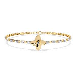 Pulsera floral con diamantes, centro de cuatro pétalos y detalles de baguette, joyería de lujo para la muñeca, estilo elegante y atemporal. - Product Image 5