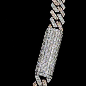 Cadena Cubana de Plata de Ley 925 de Lujo con Moissanita de Corte Brillante para Hombre, Ideal para Desfiles de Moda, Conciertos y de Alta Calidad - Product Image 5