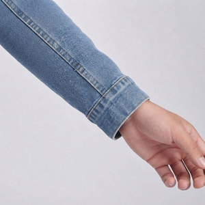 Veste en jean bleu classique pour femme, coupe ajustée, décontractée, avec boutons métalliques de qualité supérieure, service OEM - Product Image 5