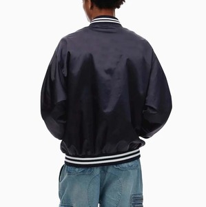 Veste décontractée pour homme, style universitaire, en satin, grande taille, bleu marine, nouvelle mode, personnalisable OEM. - Product Image 6