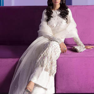 Robe de soirée élégante pour femmes en vente, services OEM, col rond, décontractée, toutes tailles disponibles, logo personnalisé, été, personnalisation complète - Product Image 3