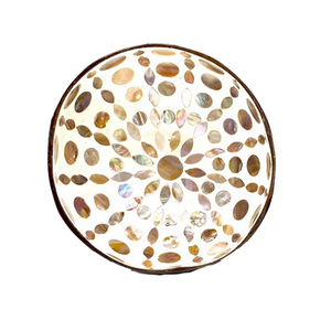 Ensaladera desechable de cáscara de coco con logotipo personalizado, vajilla natural colorida, artesanías ligeras empaquetadas en cartón hechas en Vietnam - Product Image 6